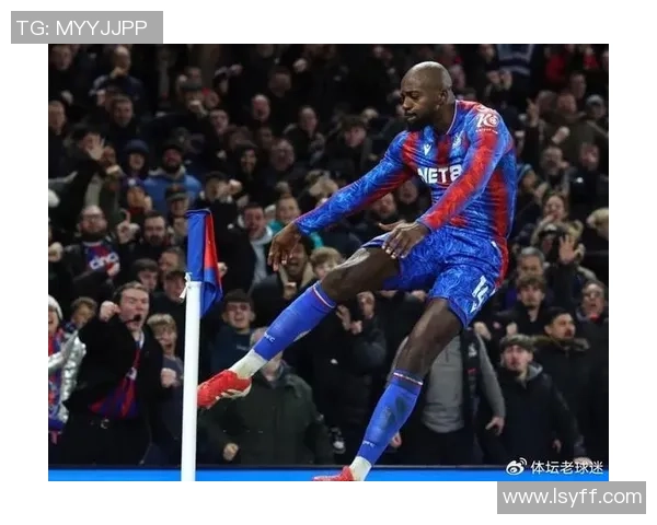 大体重足球球星逆袭赛场展现惊人力量与技术魅力